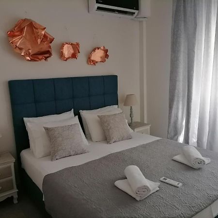 Petrani Suite 1 Néa Péramos المظهر الخارجي الصورة